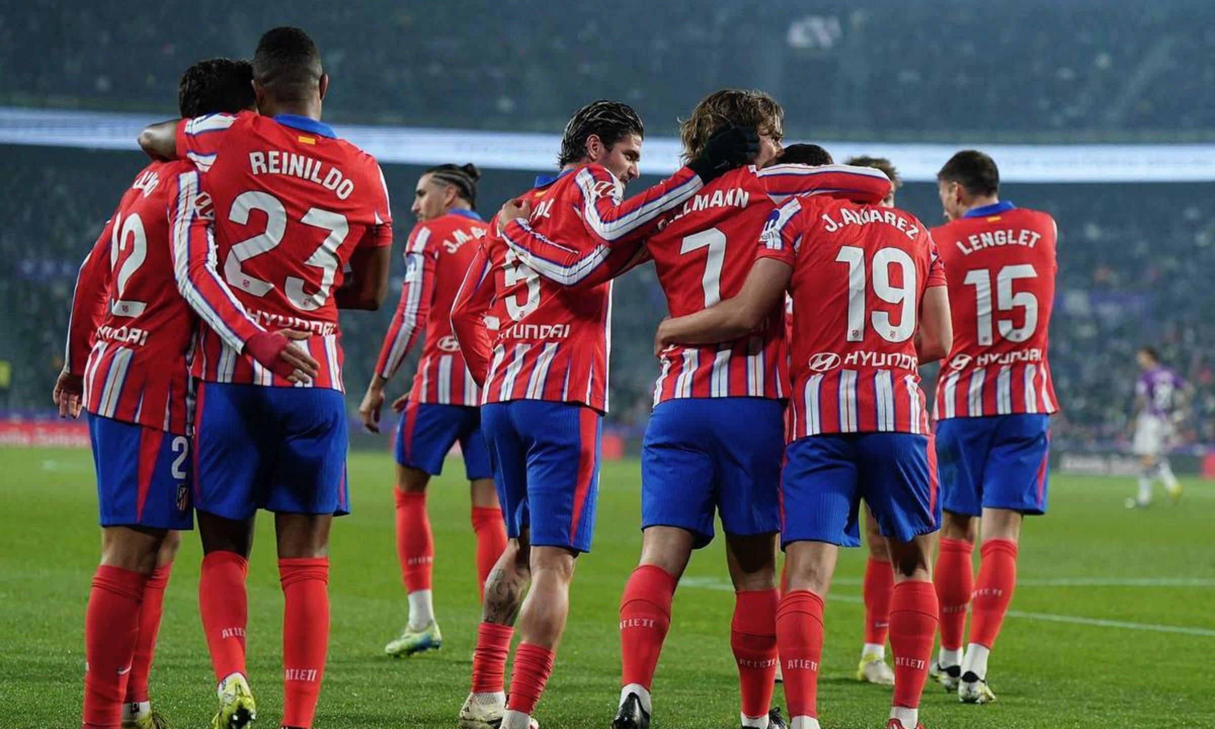 爱游戏-里尔发布备战花絮，转会期战术微调，法国杯任务艰巨，阵容厚度经受考验的简单介绍