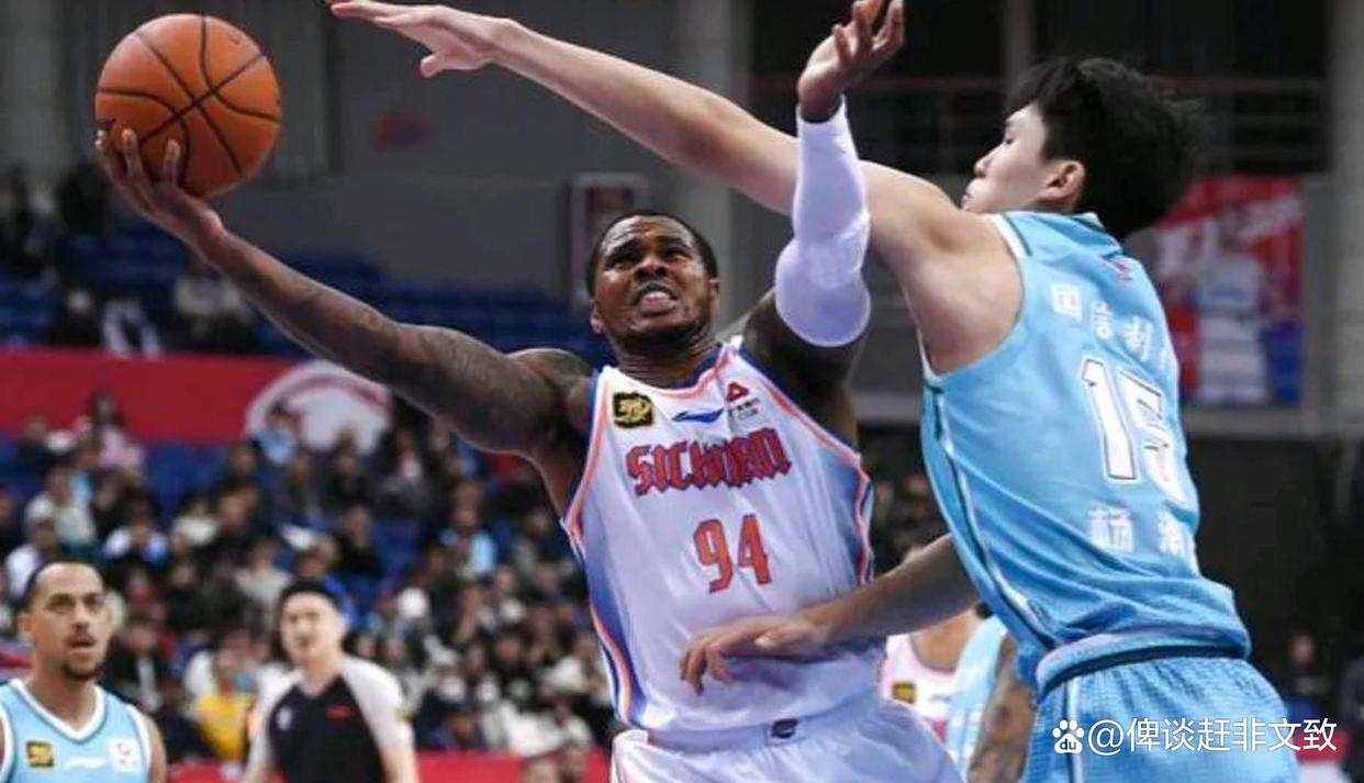 AYX-包含多特蒙德内部会议纪要流出：今晚战术微调，CBA季后赛使命明确，球探报告显示潜力的词条