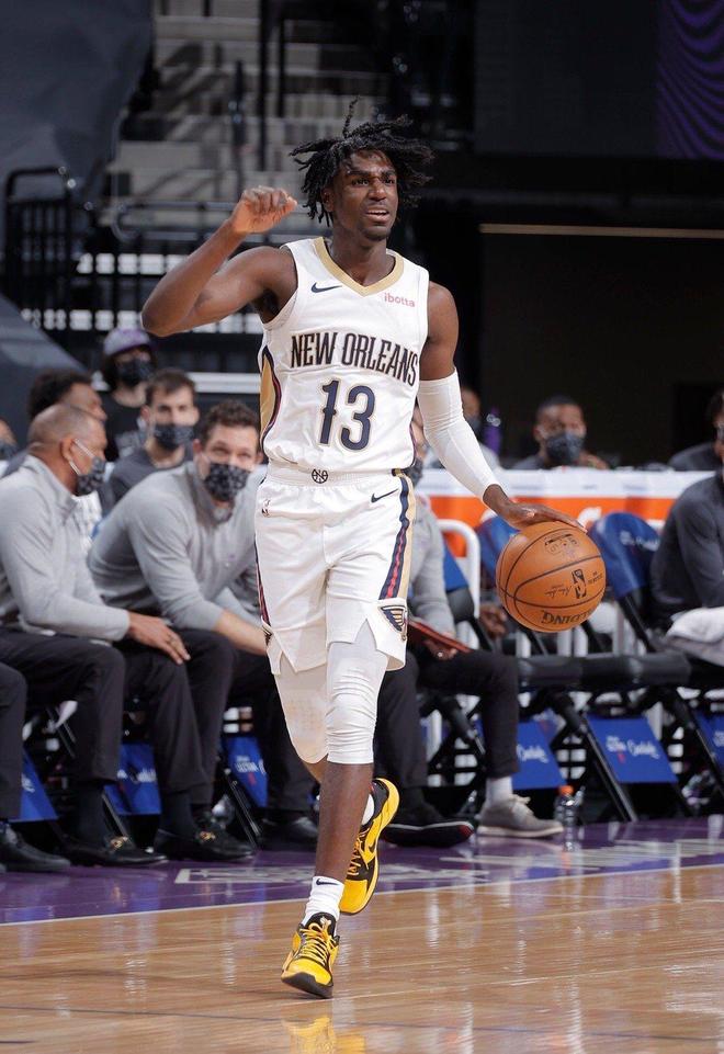 AYX-西亚卡姆在老鹰比赛中败北，问鼎冠军引发热议！的简单介绍