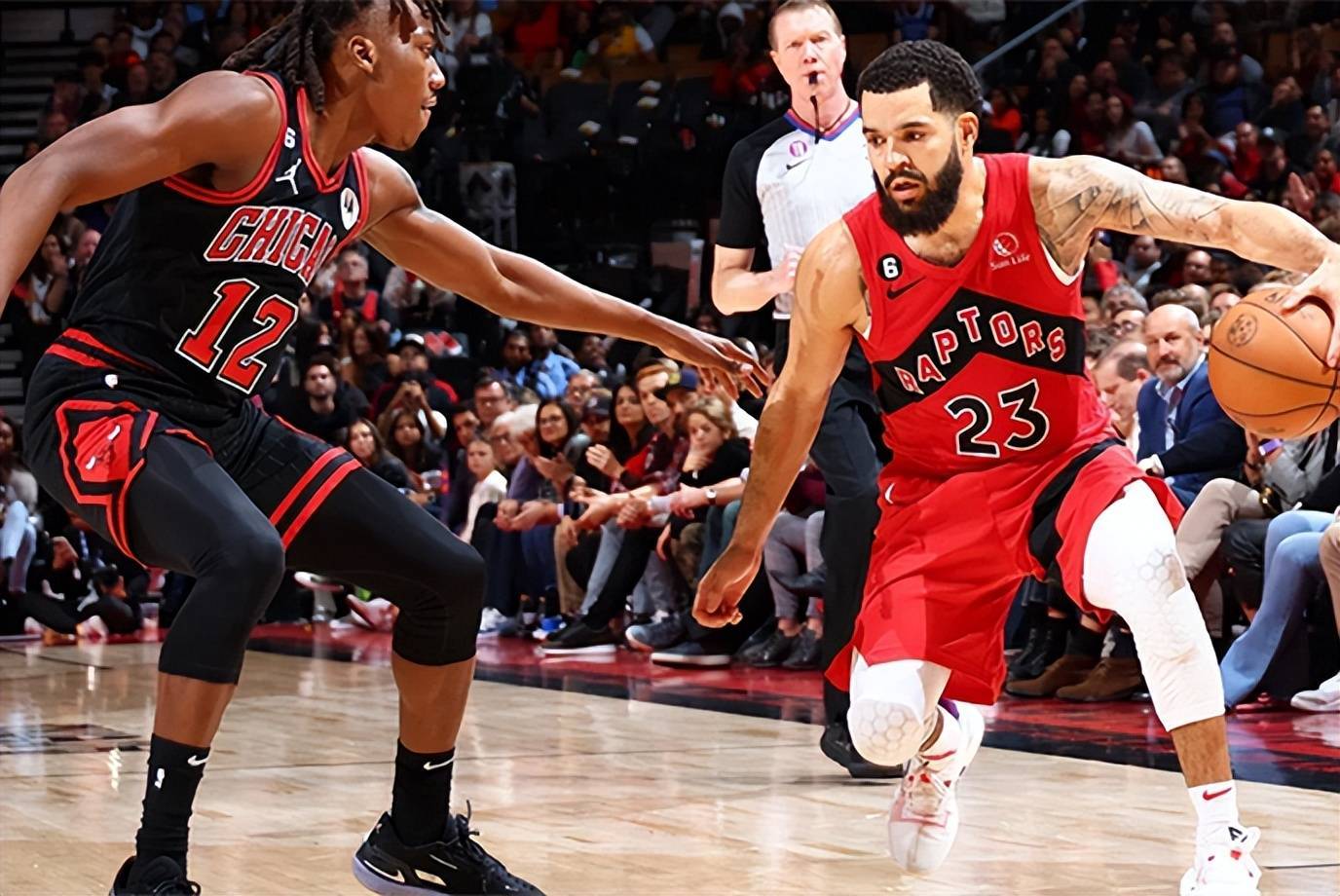 爱游戏- 凯恩在公牛比赛中出色防守,连败引发热议的球员 