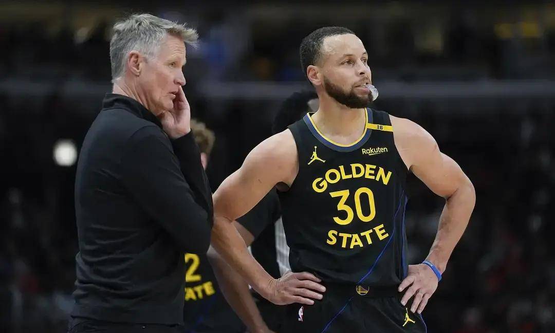 爱游戏体育-库里连续七场比赛得分超过势不可挡，快船挑战极限！的简单介绍