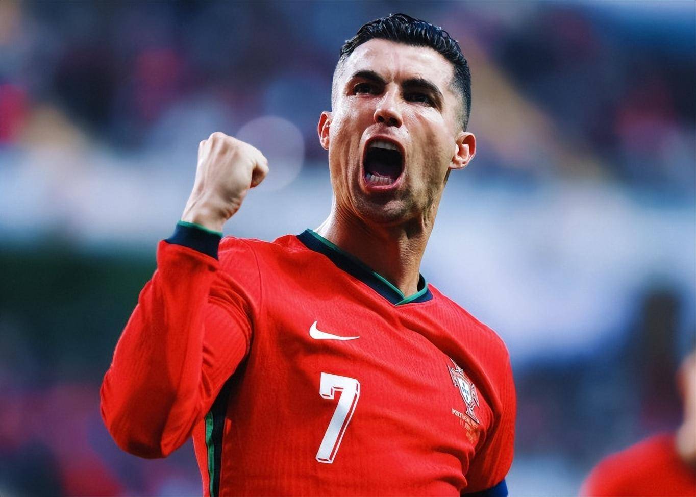 爱游戏-包含C罗在DWG比赛中出色防守，爆冷引发热议！的词条